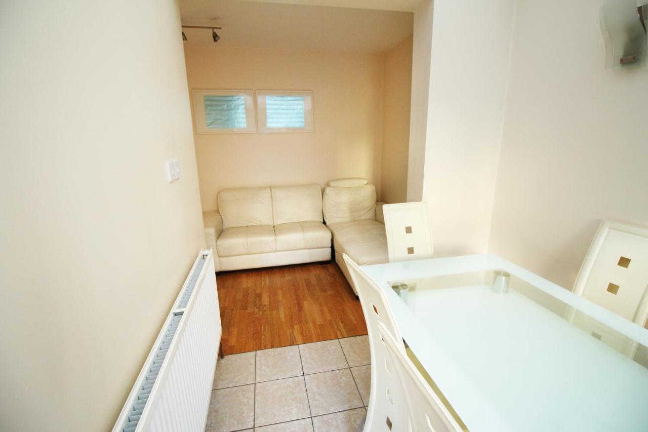 Flexistay Tooting Studios London Exteriör bild